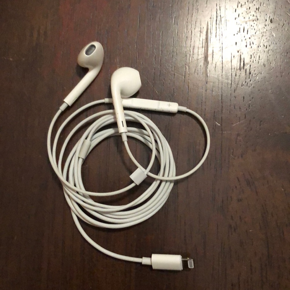 White apple headphones